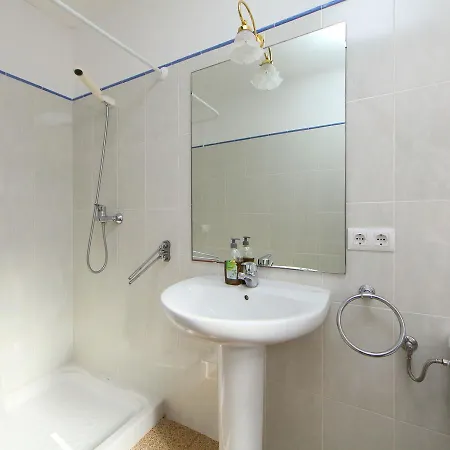 Agus By Interhome * El Port De La Selva